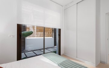 Property slide 20