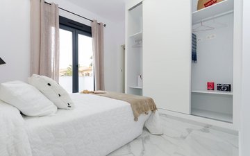Property slide 21