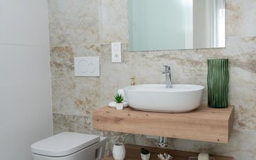 Property slide 24