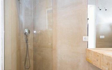 Property slide 44