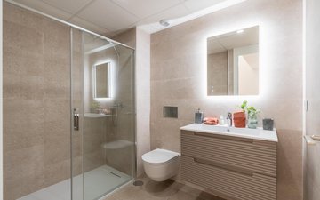 Property slide 18