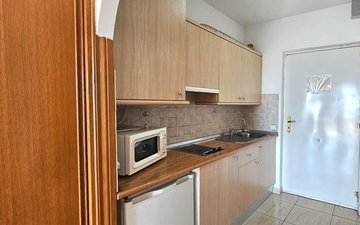 Property slide 14