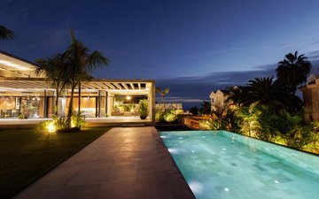 Property slide 24