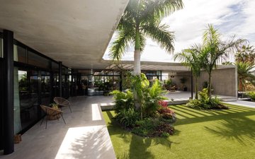 Property slide 50