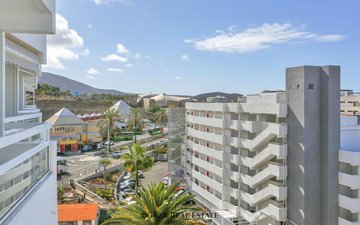 Property slide 22