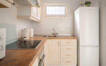 Property slide 21