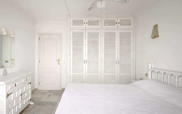Property slide 25