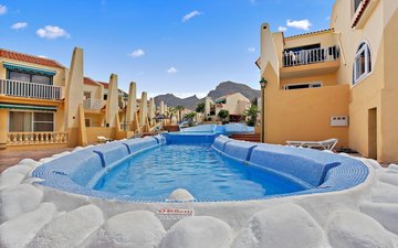Property slide 17