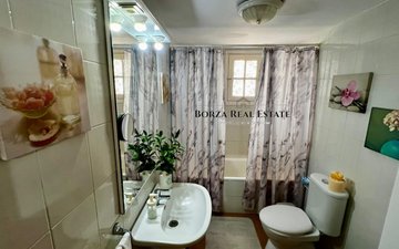 Property slide 20
