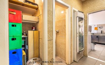 Property slide 18