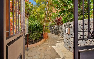 Property slide 29