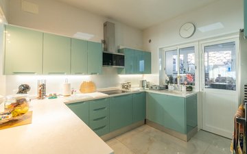 Property slide 14