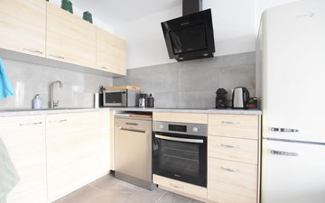 Property slide 9