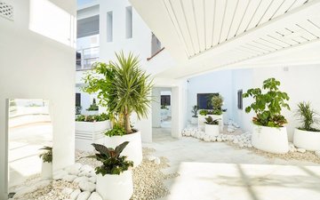 Property slide 22