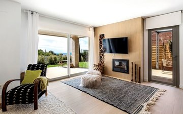 Property slide 6