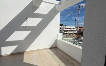 Property slide 25
