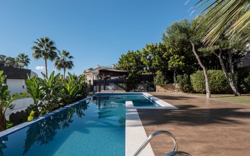 Property slide 35