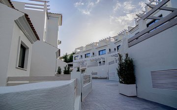 Property slide 19