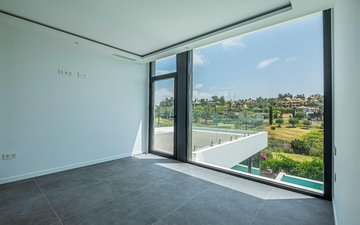 Property slide 14