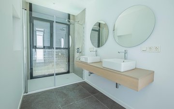 Property slide 16