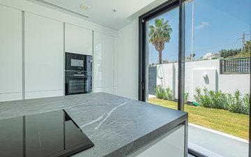 Property slide 25