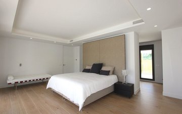Property slide 16