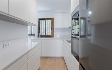 Property slide 6
