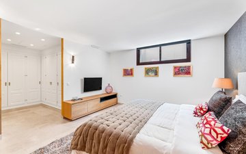 Property slide 28