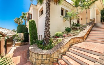 Property slide 76