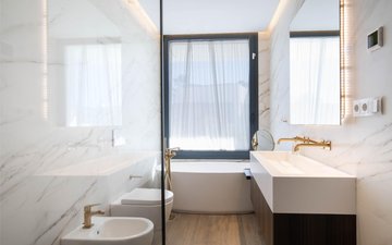 Property slide 18