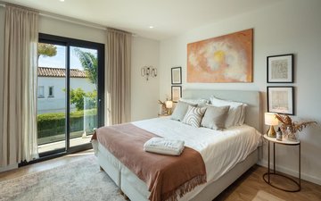 Property slide 10