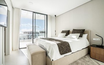 Property slide 17
