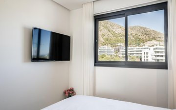 Property slide 21