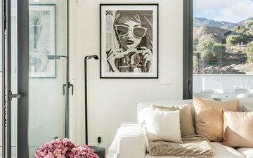 Property slide 25