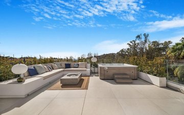 Property slide 10