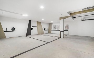 Property slide 61