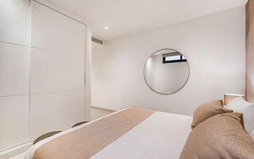 Property slide 68