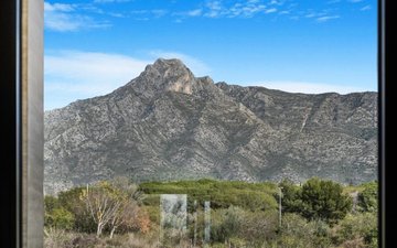 Property slide 77