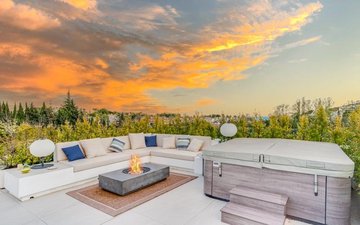 Property slide 86