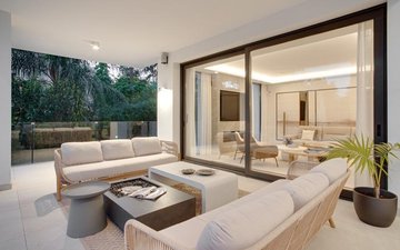 Property slide 92