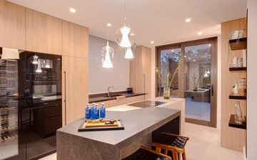 Property slide 93