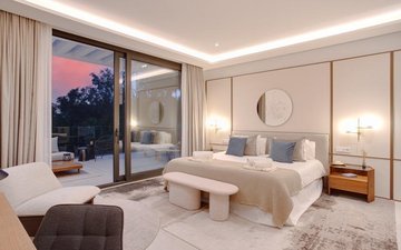 Property slide 94
