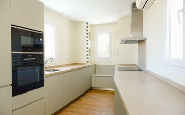 Property slide 4