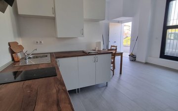 Property slide 7