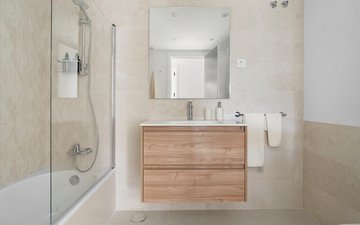 Property slide 24