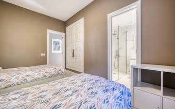 Property slide 17