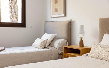 Property slide 60