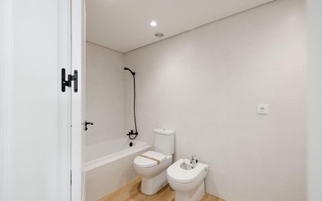 Property slide 61
