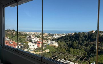 Property slide 21