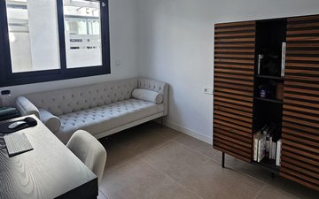 Property slide 19